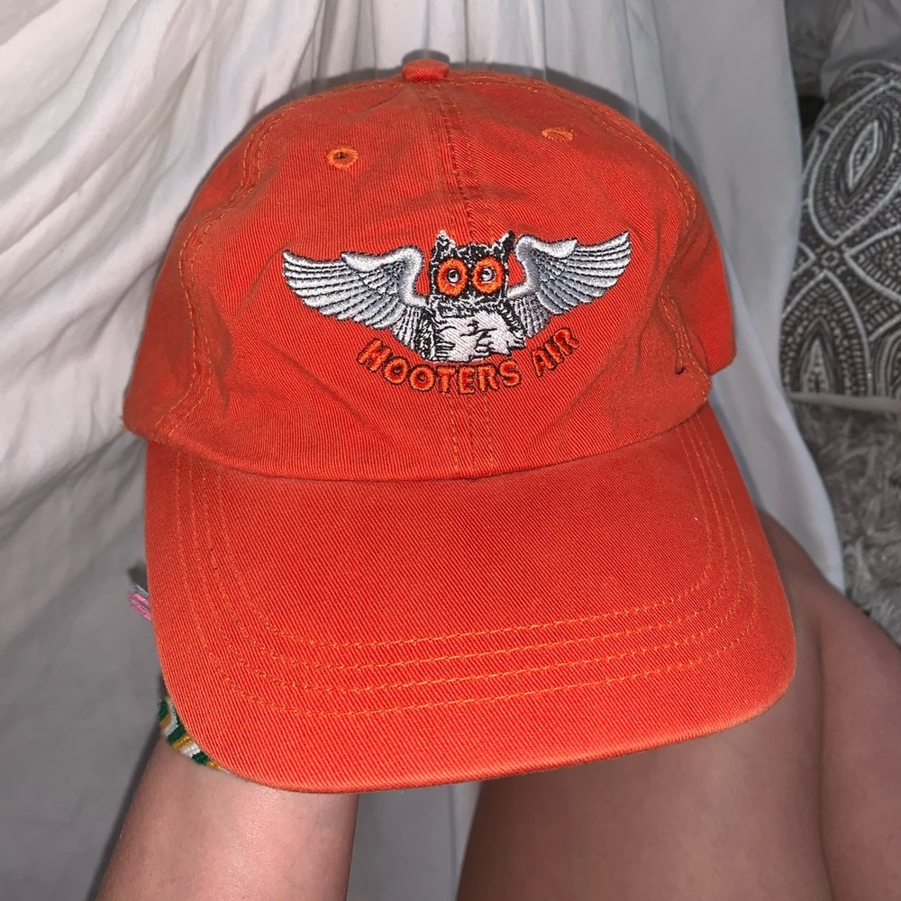 Hooters Hat